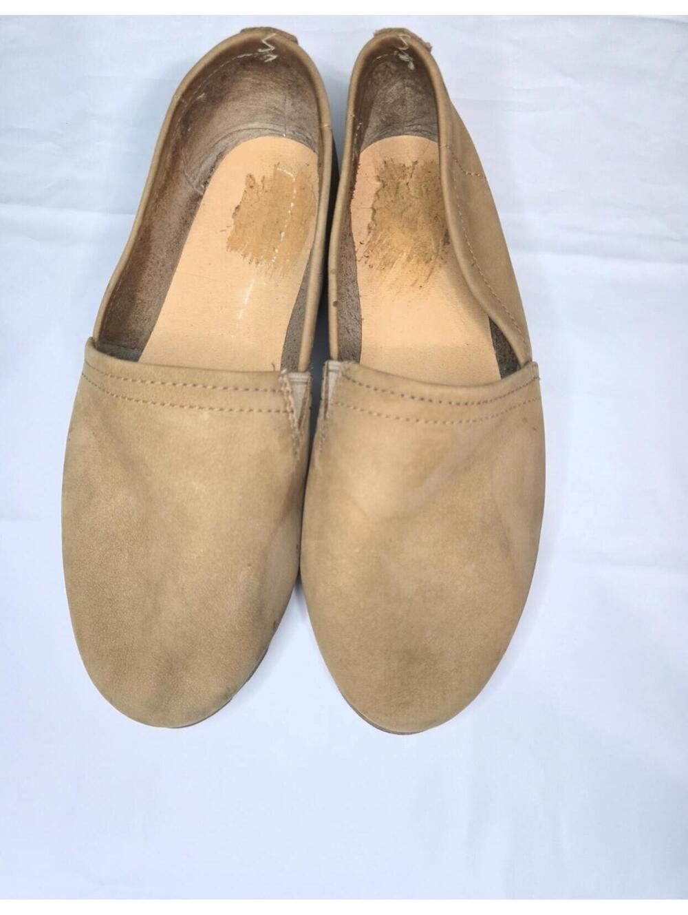 L.L.Bean Women's 7 Medium Tan Suede Slip-On Loafers - Picture 2 of 6